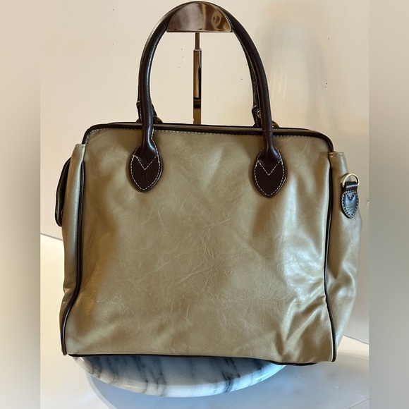 Vintage Capezio Tan Brown Trim Faux Leather Top Handbag Crossbody W Bag Charm - Picture 16 of 16